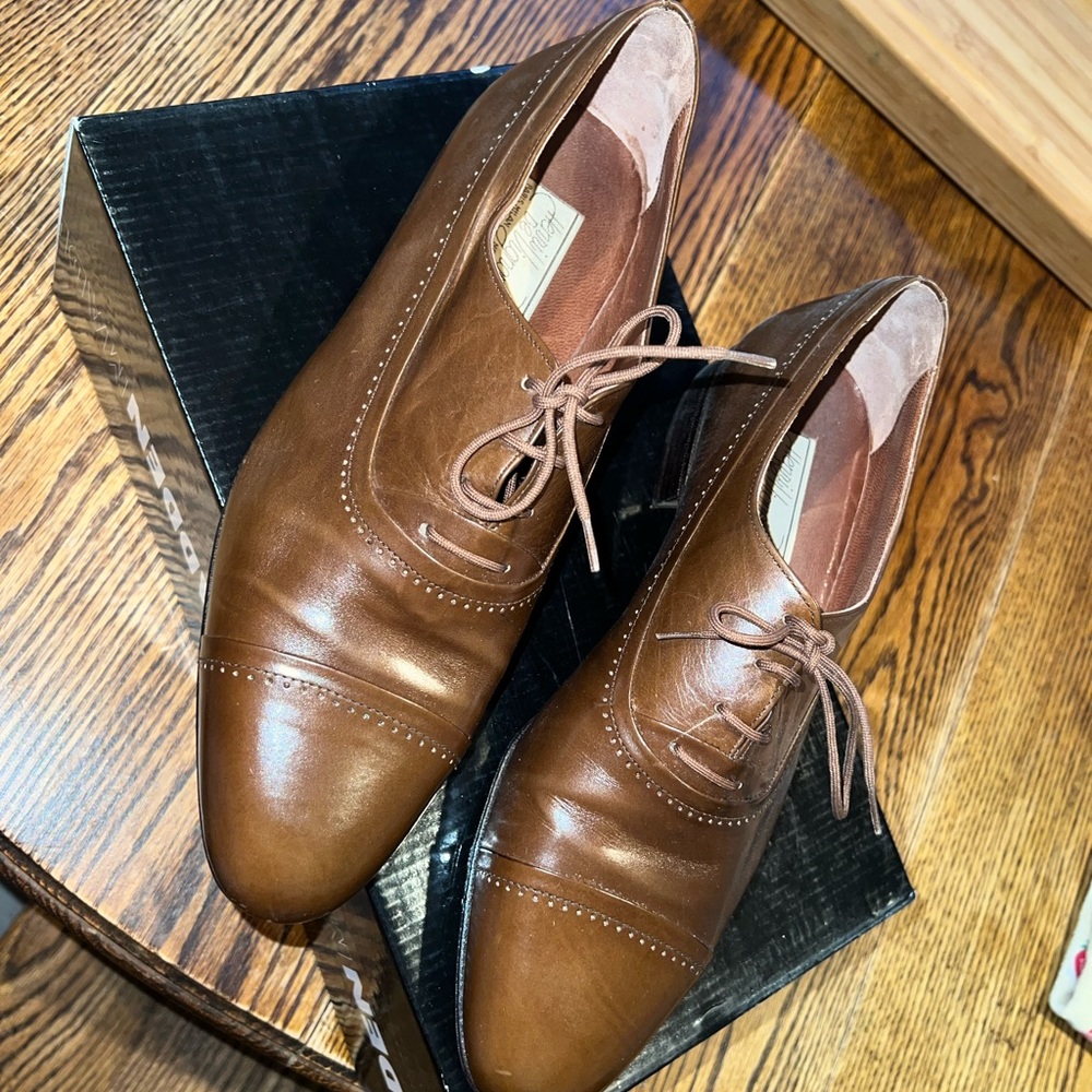 Henri De Vignon genuine leather, leather lined shoes.